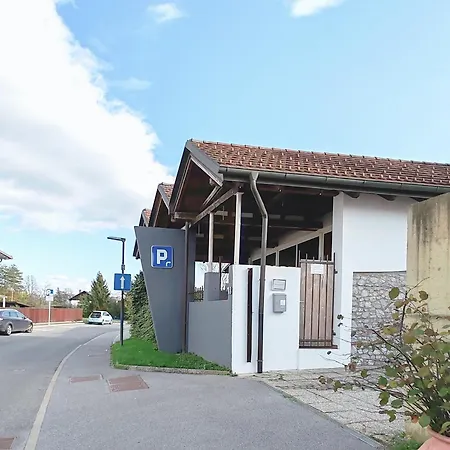 Lucky Center Lägenhet *