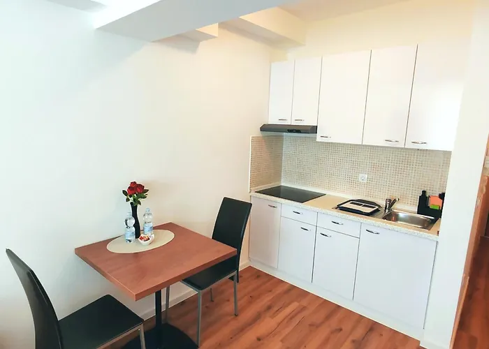 Lucky Center לובליאנה