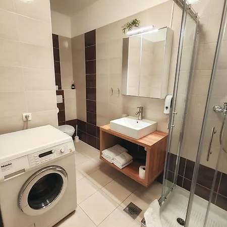 Lucky Center * Ljubljana