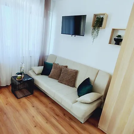 Lucky Center Апартаменты *